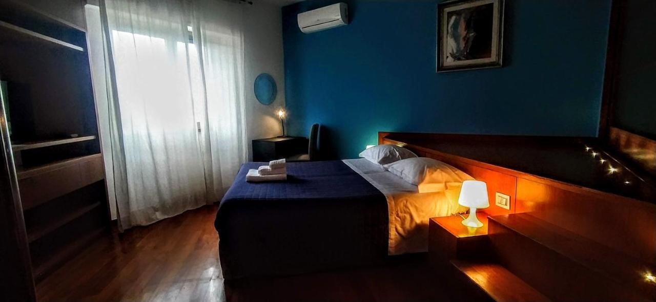 Bed And Breakfast La Villa Ambienti Sanificati Con Generatore Di Ozono バーリ エクステリア 写真