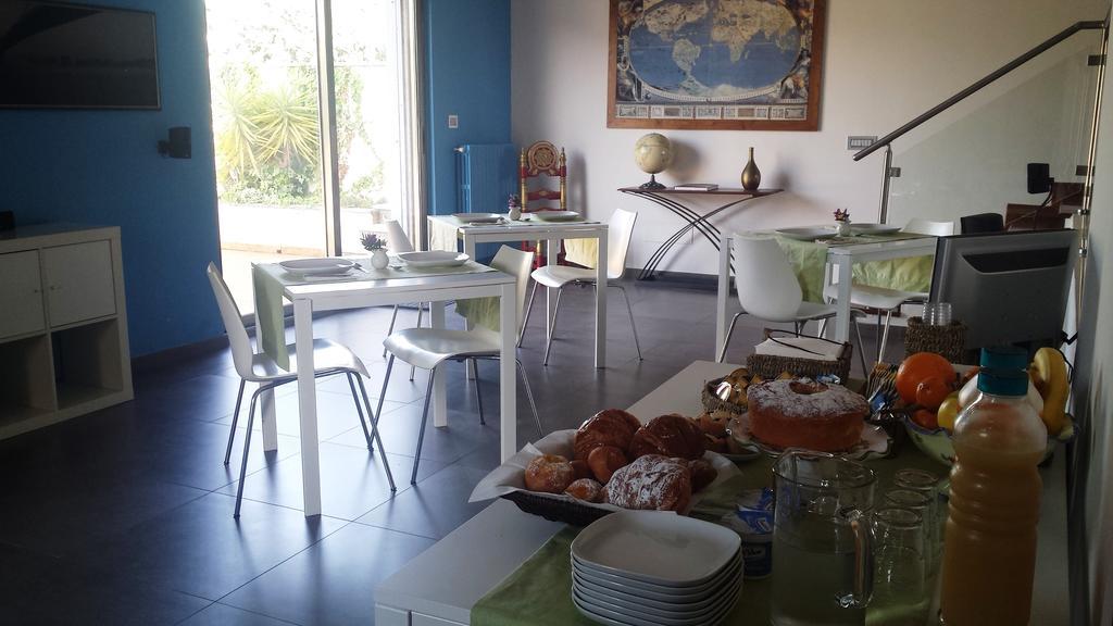 Bed And Breakfast La Villa Ambienti Sanificati Con Generatore Di Ozono バーリ エクステリア 写真